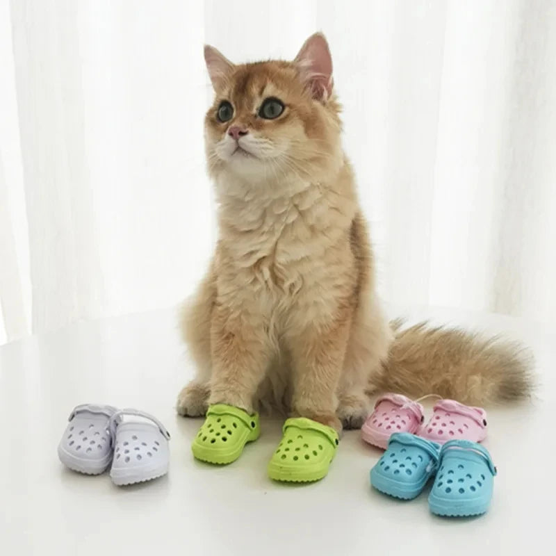 Zapatos con agujeros para perro, zapatillas antideslizantes, resistentes al desgaste, transpirables, a la moda, suministros para